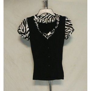 Heart & Soul Black Pullover Blouse w/ Zebra Print Accent size M